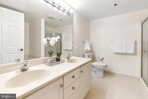 14809 Pennfield Cir #304, Silver Spring, MD 20906 photo 22