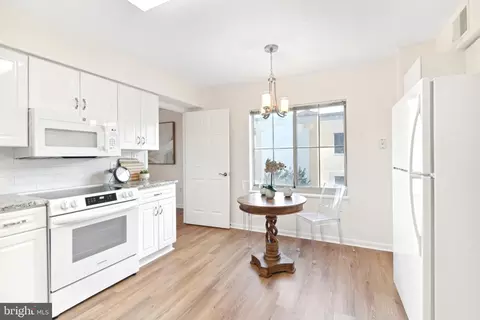 14809 Pennfield Cir #304, Silver Spring, MD 20906 photo 11