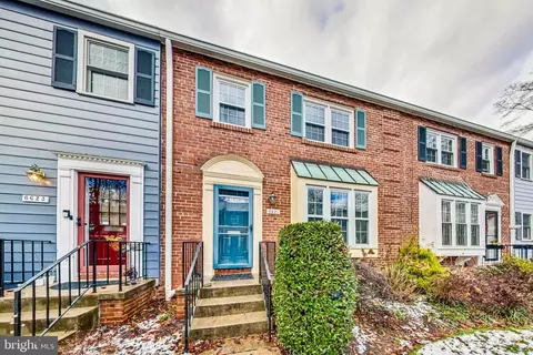 6621 Fairfax Rd, Chevy Chase, MD 20815