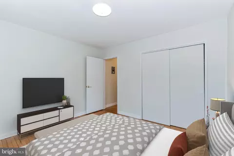 9730 Glen Ave #104-97, Silver Spring, MD 20910 photo 10