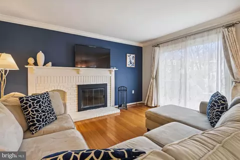 1337 Winding Waye Ln, Silver Spring, MD 20902 photo 8