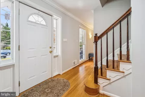 1337 Winding Waye Ln, Silver Spring, MD 20902 photo 4