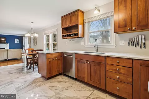 1337 Winding Waye Ln, Silver Spring, MD 20902 photo 13
