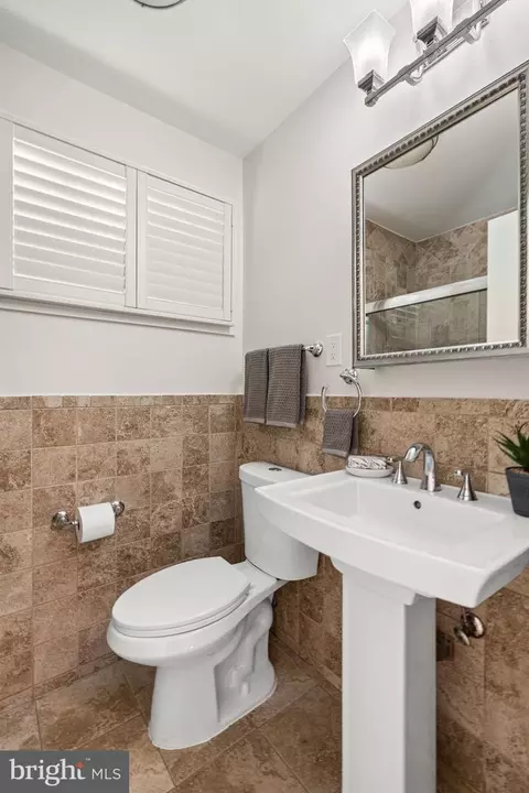 10618 Cavalier Dr, Silver Spring, MD 20901 photo 12