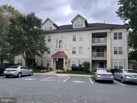 11812 Eton Manor Dr #102, Germantown, MD 20876