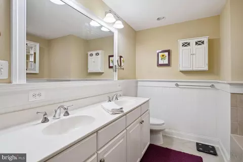9010 Georgia Ave, Silver Spring, MD 20910 photo 17