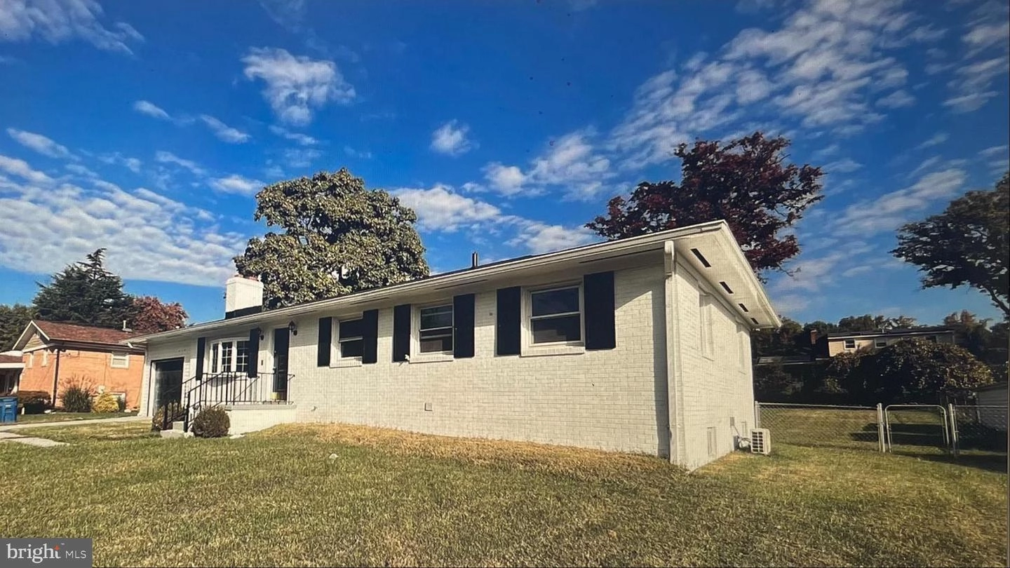 15421 Thompson Rd, Silver Spring, MD 20905 photo 3