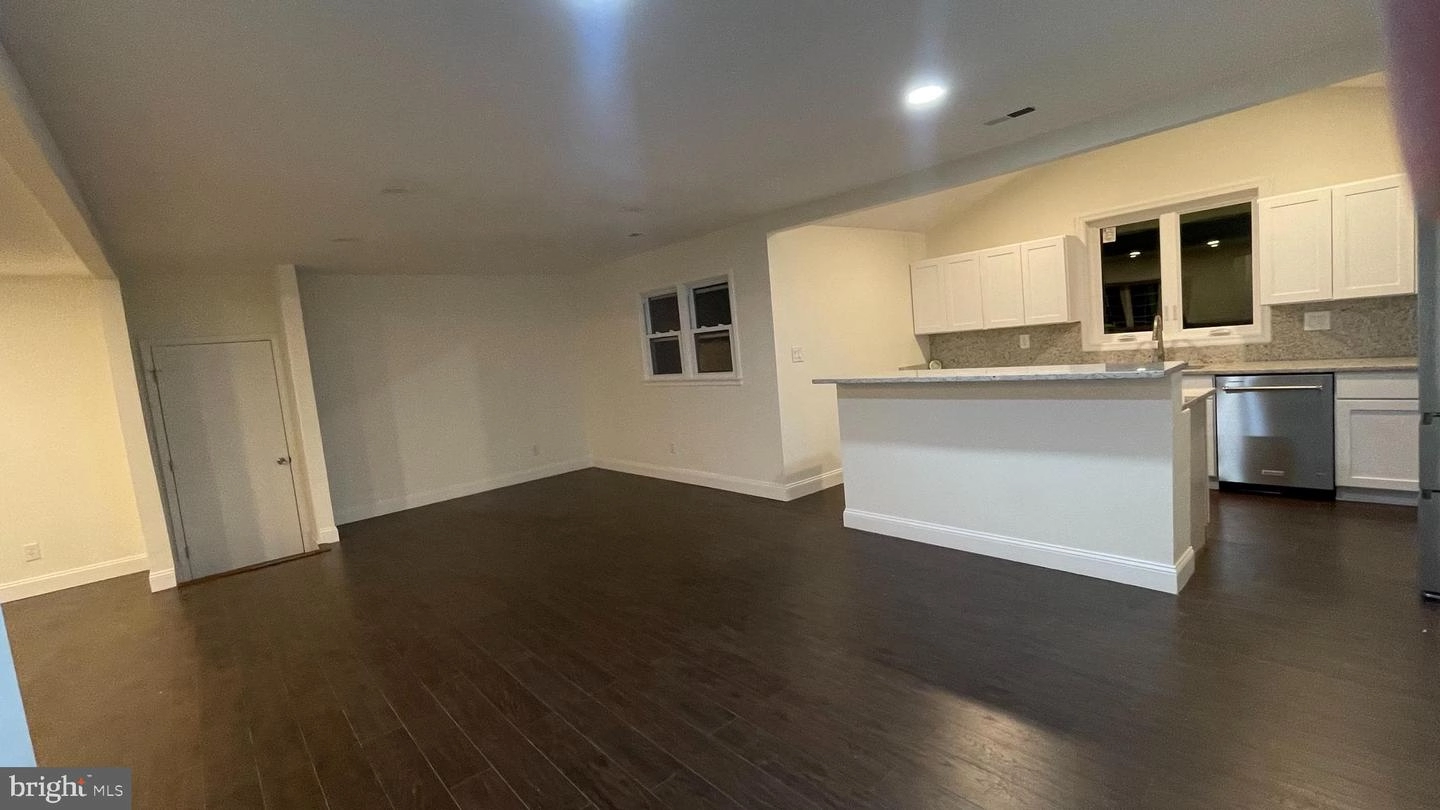 15421 Thompson Rd, Silver Spring, MD 20905 photo 9