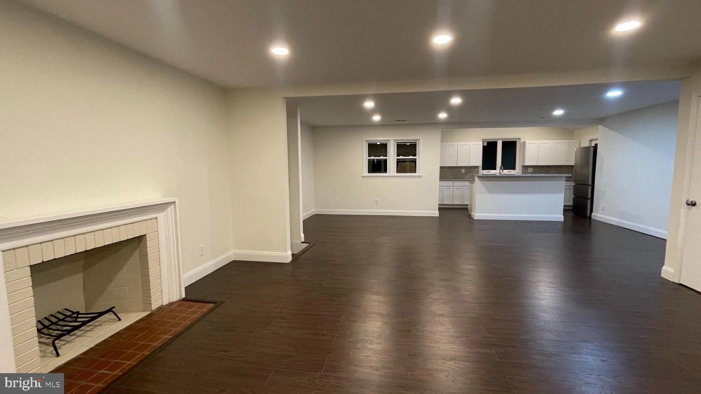 15421 Thompson Rd, Silver Spring, MD 20905 photo 7