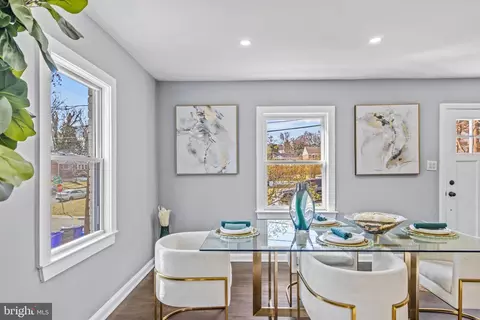 Dining - 10803 Keller St, Silver Spring, MD 20902 photo 3 of 3