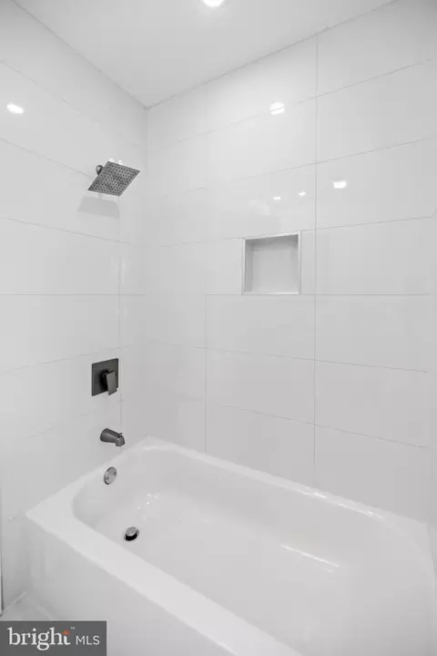 Bath - 10803 Keller St, Silver Spring, MD 20902 photo 3 of 6