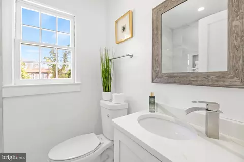 Bath - 10803 Keller St, Silver Spring, MD 20902 photo 1 of 6