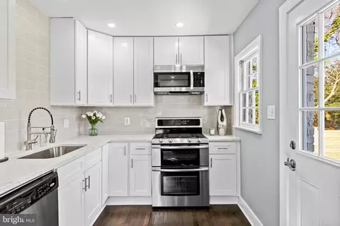 Kitchen - 10803 Keller St, Silver Spring, MD 20902 photo 3 of 8