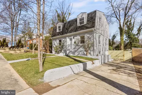 Exterior - 10803 Keller St, Silver Spring, MD 20902 photo 2 of 12