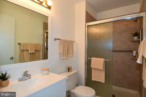 2016 Derby Ridge Ln #4-4, Silver Spring, MD 20910 photo 22