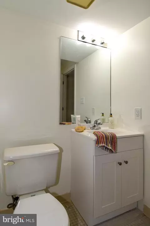 2016 Derby Ridge Ln #4-4, Silver Spring, MD 20910 photo 34