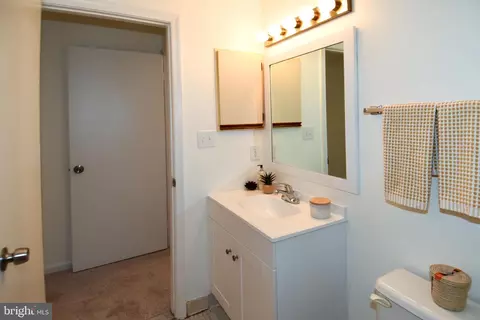 2016 Derby Ridge Ln #4-4, Silver Spring, MD 20910 photo 24