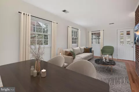 1003 Highland Dr, Silver Spring, MD 20910 photo 10