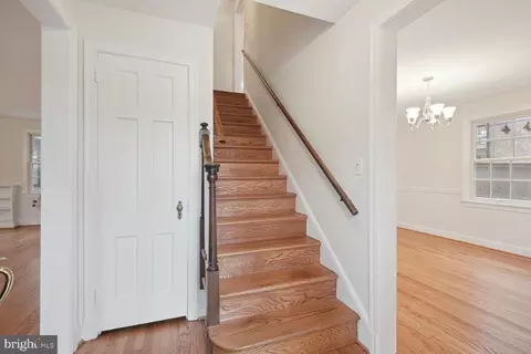 1003 Highland Dr, Silver Spring, MD 20910 photo 14