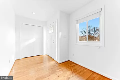 15914 Attleboro Rd, Silver Spring, MD 20905 photo 5