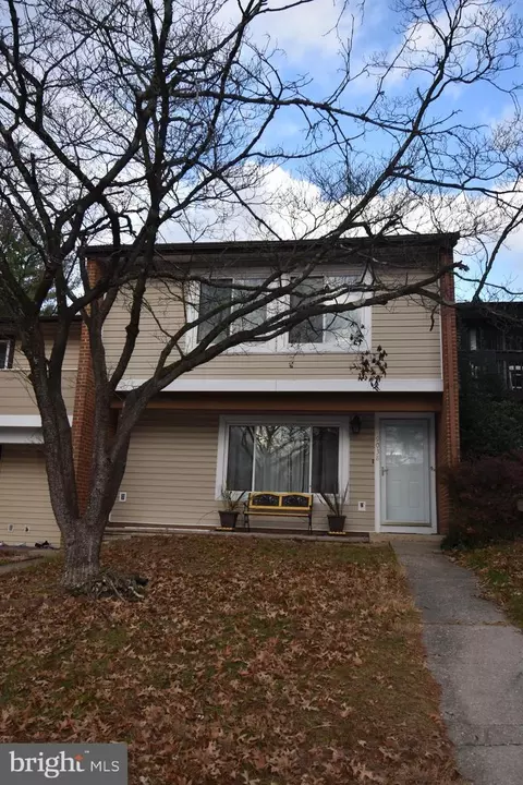 9038 Centerway Rd, Gaithersburg, MD 20879