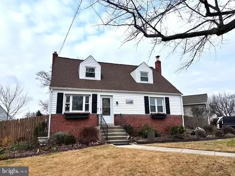 13500 Justice Rd, Rockville, MD 20853