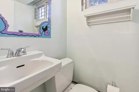 814 Caddington Ave, Silver Spring, MD 20901 photo 29