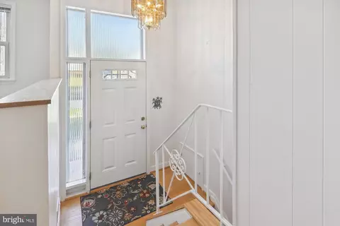 814 Caddington Ave, Silver Spring, MD 20901 photo 3