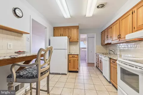 814 Caddington Ave, Silver Spring, MD 20901 photo 11
