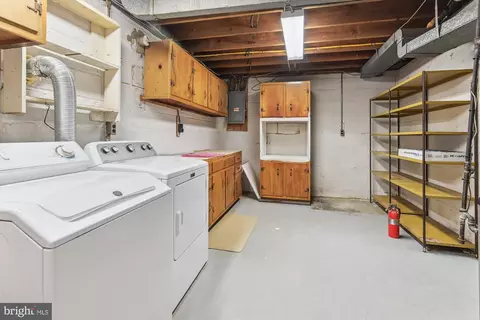 814 Caddington Ave, Silver Spring, MD 20901 photo 32