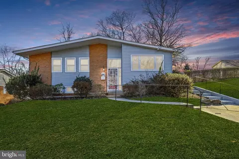 814 Caddington Ave, Silver Spring, MD 20901