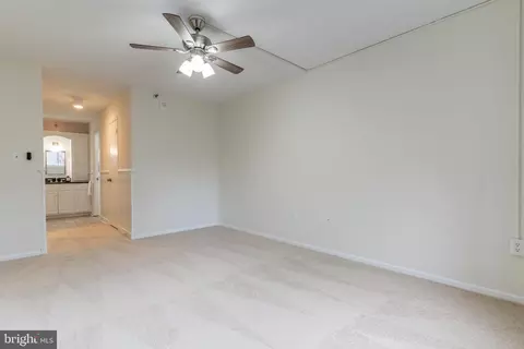 15107 Interlachen Dr #219, Silver Spring, MD 20906 photo 14