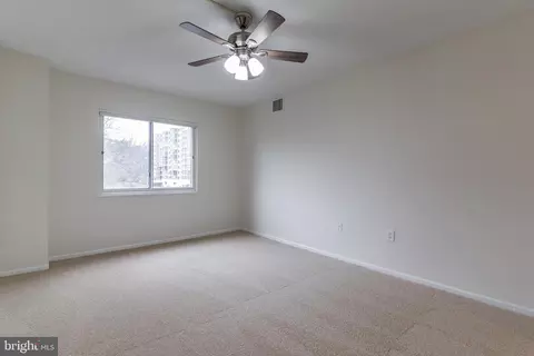 15107 Interlachen Dr #219, Silver Spring, MD 20906 photo 16