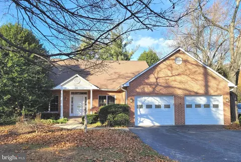 28 Maryland Ave, Gaithersburg, MD 20877