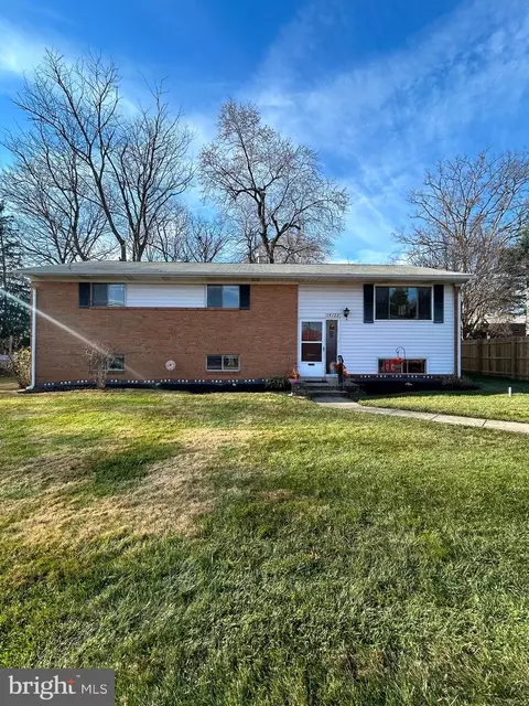 14122 Chadwick Ln, Rockville, MD 20853