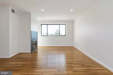 11503 Amherst Ave #17, Silver Spring, MD 20902 photo 6
