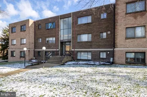 11503 Amherst Ave #17, Silver Spring, MD 20902 photo 2