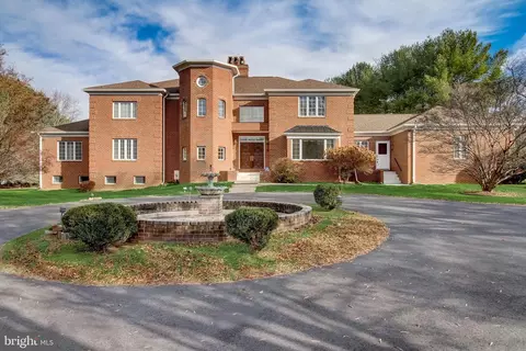 12449 Bacall Ln, Potomac, MD 20854