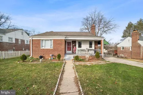 2301 Dennis Ave, Silver Spring, MD 20902