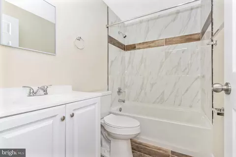 Bath - 3705 Castle Ter #123-16, Silver Spring, MD 20904 photo 5 of 6