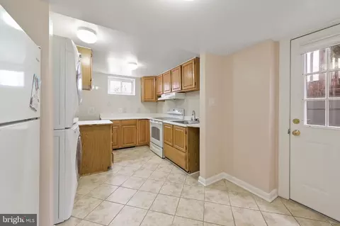Kitchen - 4205 Havard St, Silver Spring, MD 20906 photo 11 of 11