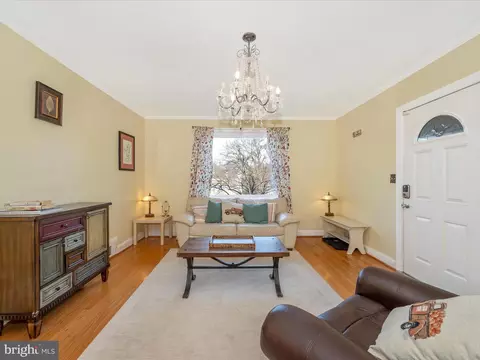 Living - 744 Silver Spring Ave, Silver Spring, MD 20910 photo 3 of 6