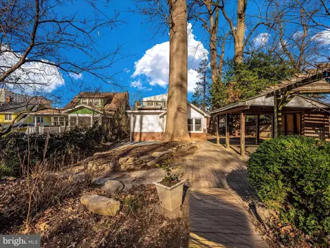 Exterior - 744 Silver Spring Ave, Silver Spring, MD 20910 photo 15 of 17