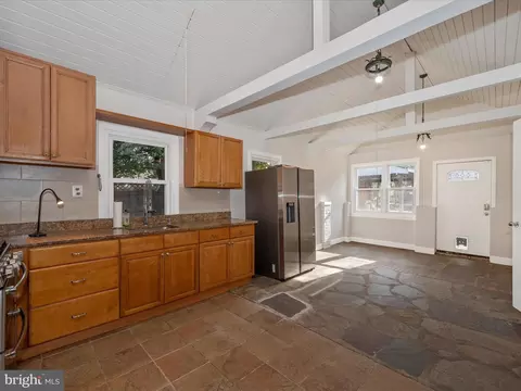 Kitchen - 744 Silver Spring Ave, Silver Spring, MD 20910 photo 5 of 8