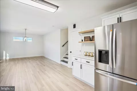 800 S Belgrade Rd, Silver Spring, MD 20902 photo 16