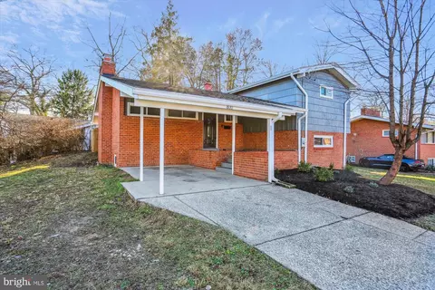 800 S Belgrade Rd, Silver Spring, MD 20902 photo 3