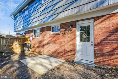 800 S Belgrade Rd, Silver Spring, MD 20902 photo 31