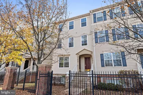 2026 University Blvd W #2, Silver Spring, MD 20902