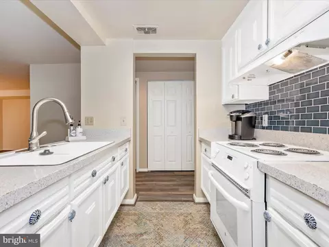 3376 Chiswick Ct #52-1A, Silver Spring, MD 20906 photo 21