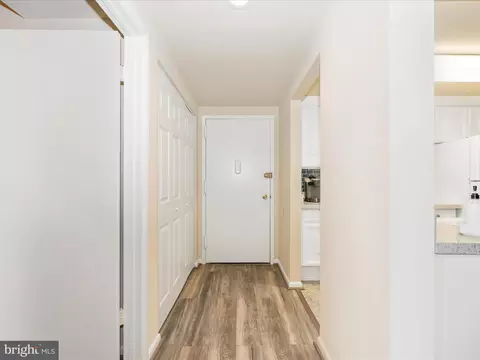 3376 Chiswick Ct #52-1A, Silver Spring, MD 20906 photo 3